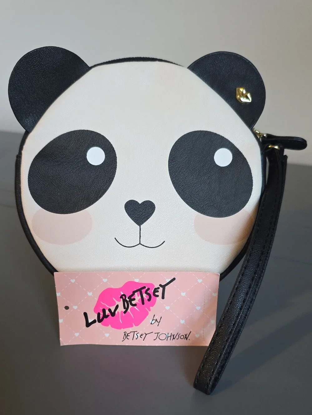 BETSEY JOHNSON NWT Luv Betsey Wristlet